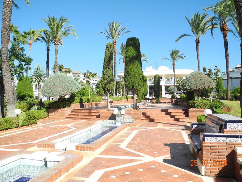 Dominion Apartments Estepona Exterior photo